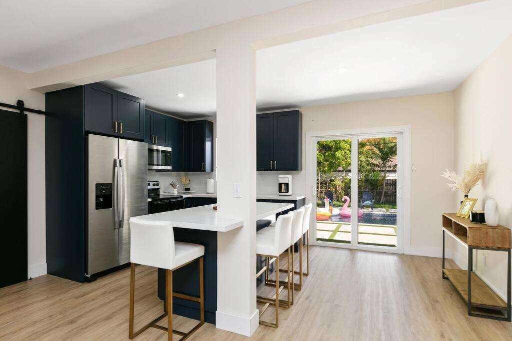 New Miami Home, Pool Near Airport And Beaches, King Bed Εξωτερικό φωτογραφία